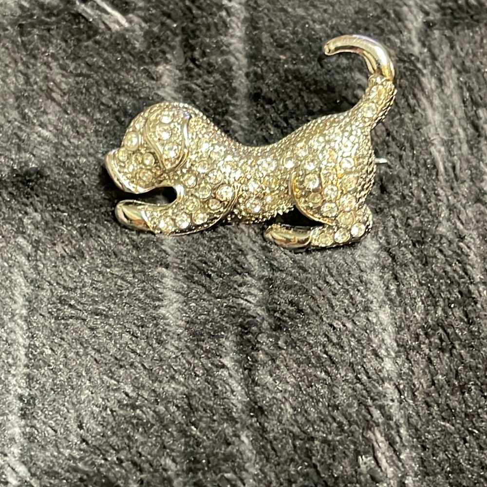 Dog brooch